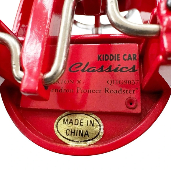 NWT Hallmark Vintage Kiddie Car Classics 1940
Gendron Roadster Pedal Car Red - Picture 7 of 15